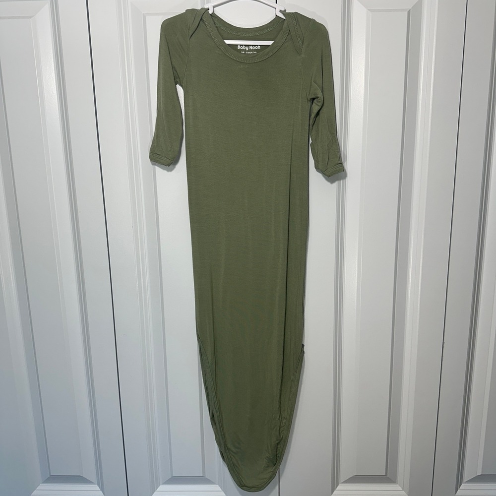 Baby Noah Knotted Sleep Gown Baby NB-3M Green 100% Modal Long Sleeve Sleeper‎